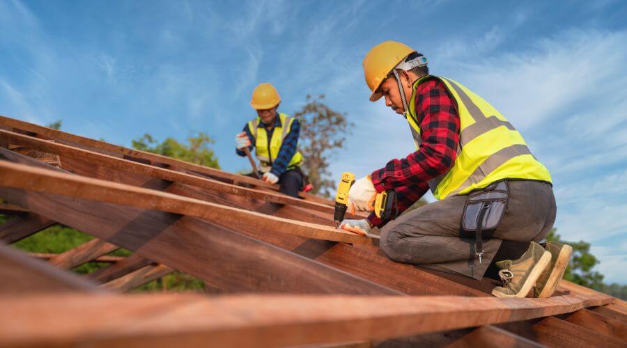 Professional Flat Roofing Installation services in Crossville, IL